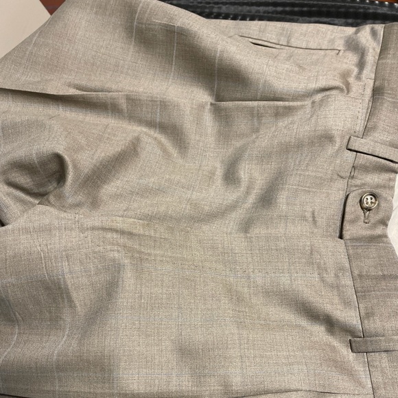 ‼️SOLD‼️Ermenegildo Zegna suit - Picture 9 of 12